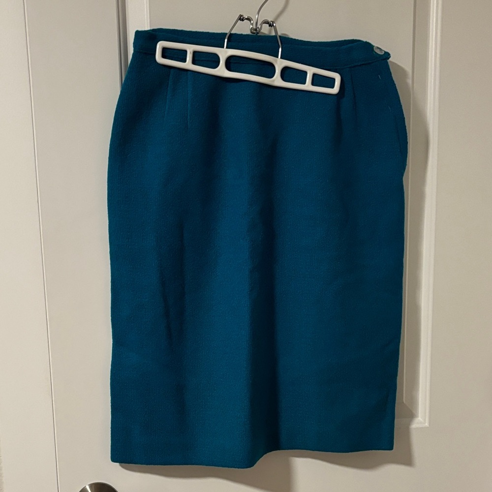 Elegant Teal Pencil Skirt